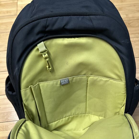 Pacsafe Metrosafe LS350 Anti Theft Black Backpack Travel RFID Safe Lightweight - Picture 4 of 11